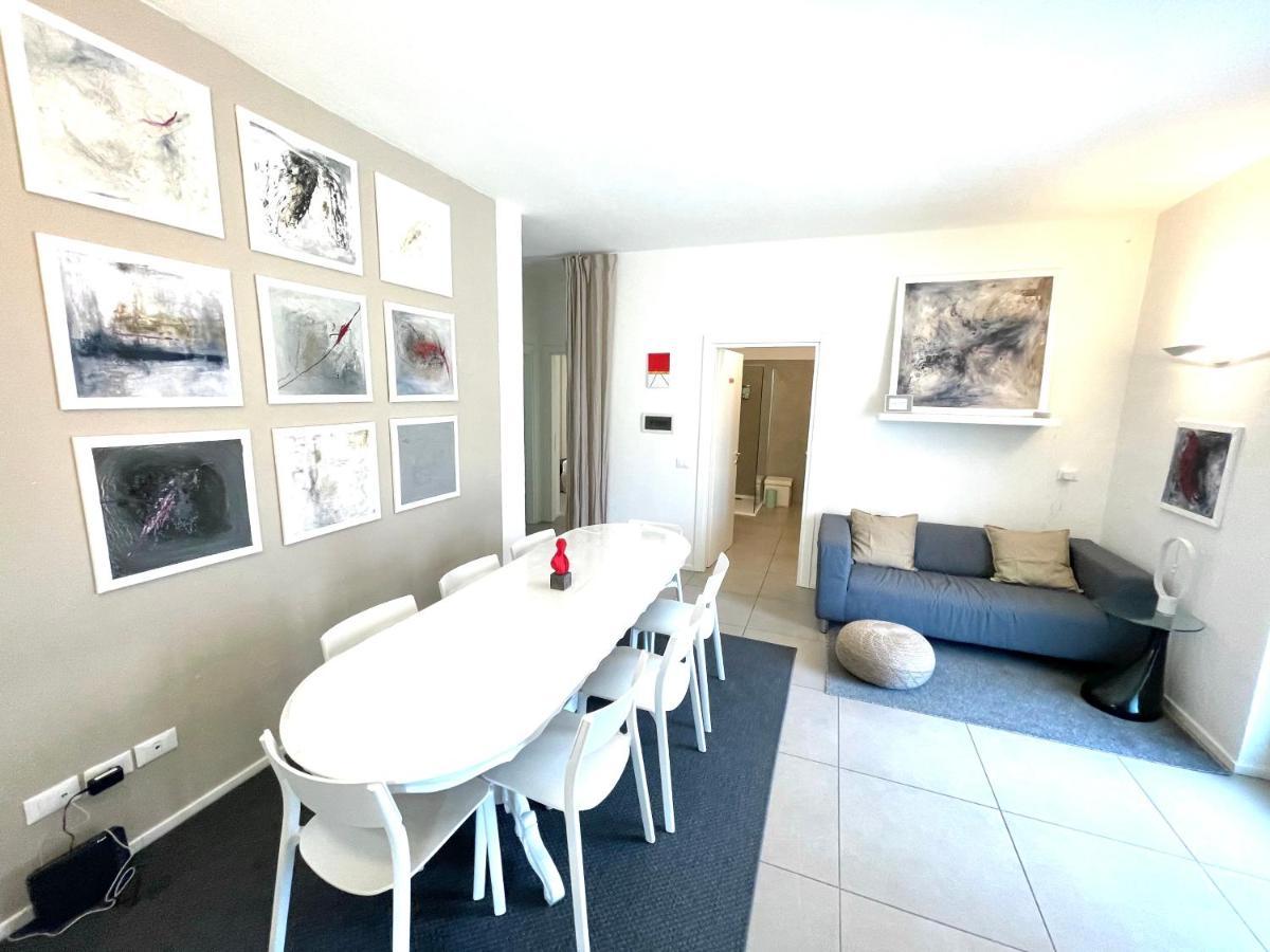 Carly'S Rooms Torbole Sul Garda Exterior photo